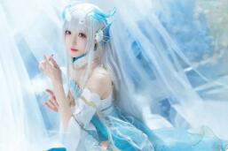 在《王者荣耀》这片波澜壮阔的召唤师峡谷中，每一场对决都充满了变数与挑战。想要在这片战场上脱颖而出，除了精湛的操作和默契的团队配合，一套量身定制的铭文系统更是不可或缺的“秘密武器”。对于许多召唤师来说，